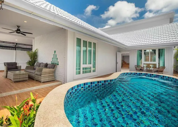 Tagvilla Suksabai Villa In Pattaya 04 Bedroom